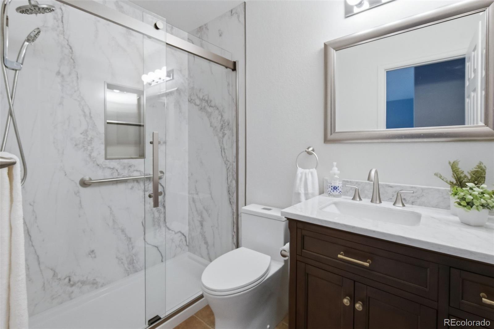 MLS Image #13 for 20351 e lasalle place,aurora, Colorado