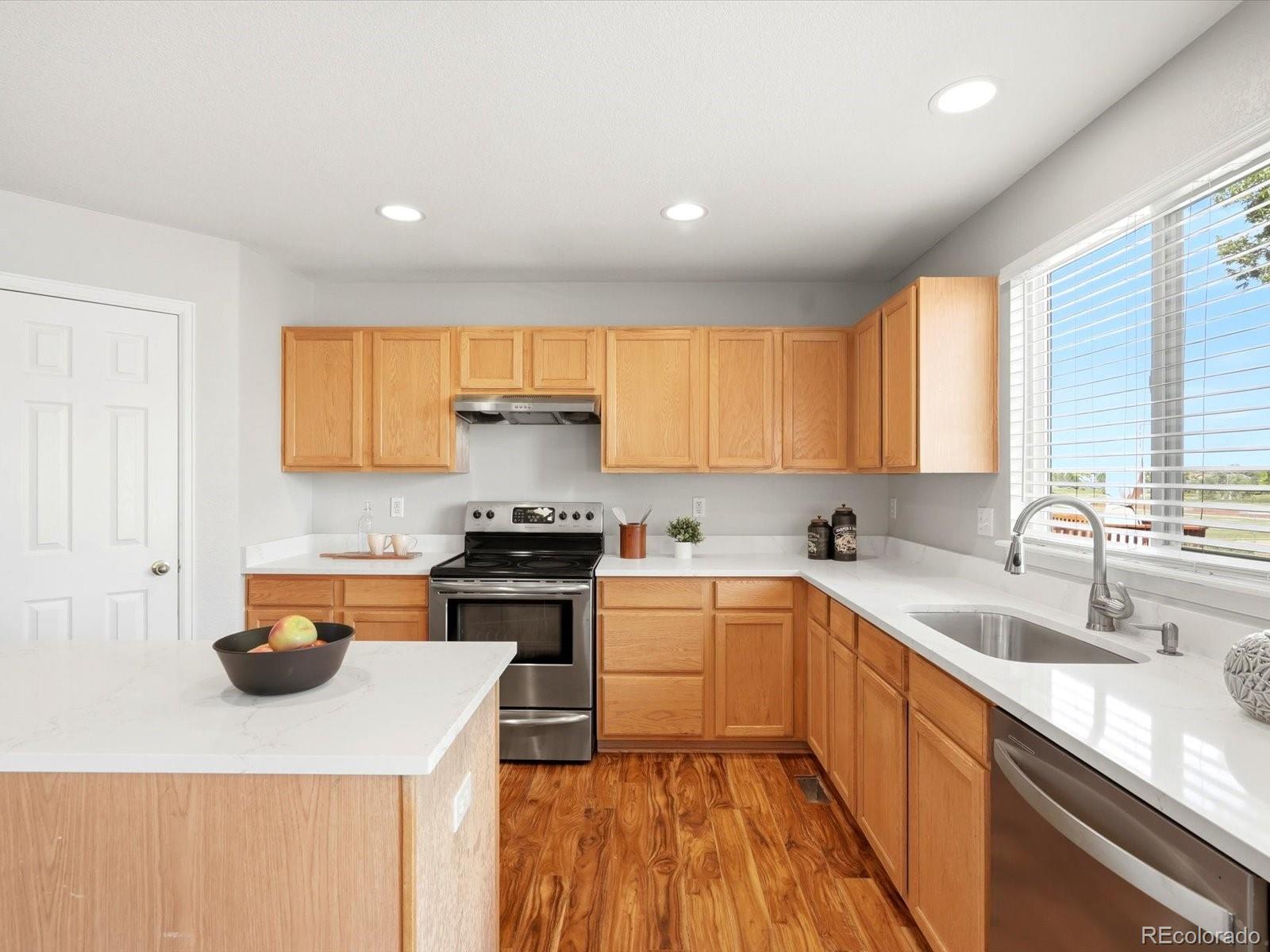 MLS Image #10 for 13628  plaster circle,broomfield, Colorado