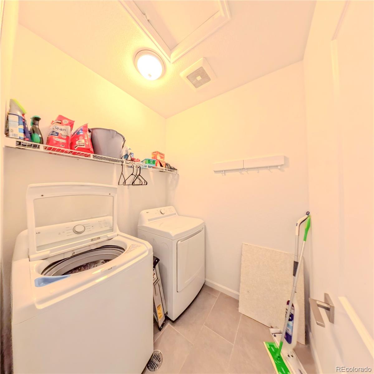 MLS Image #11 for 2865  oxley street,strasburg, Colorado