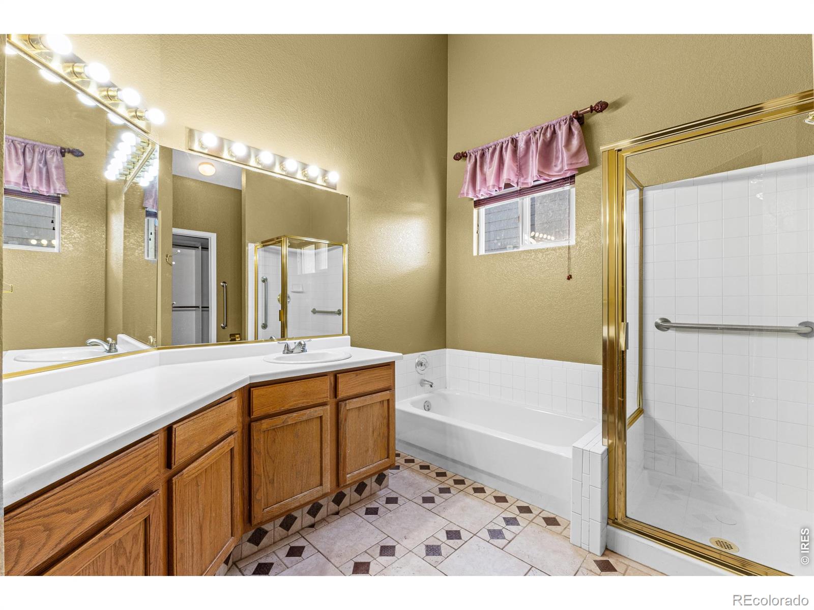 MLS Image #16 for 13329  wyandot street,denver, Colorado