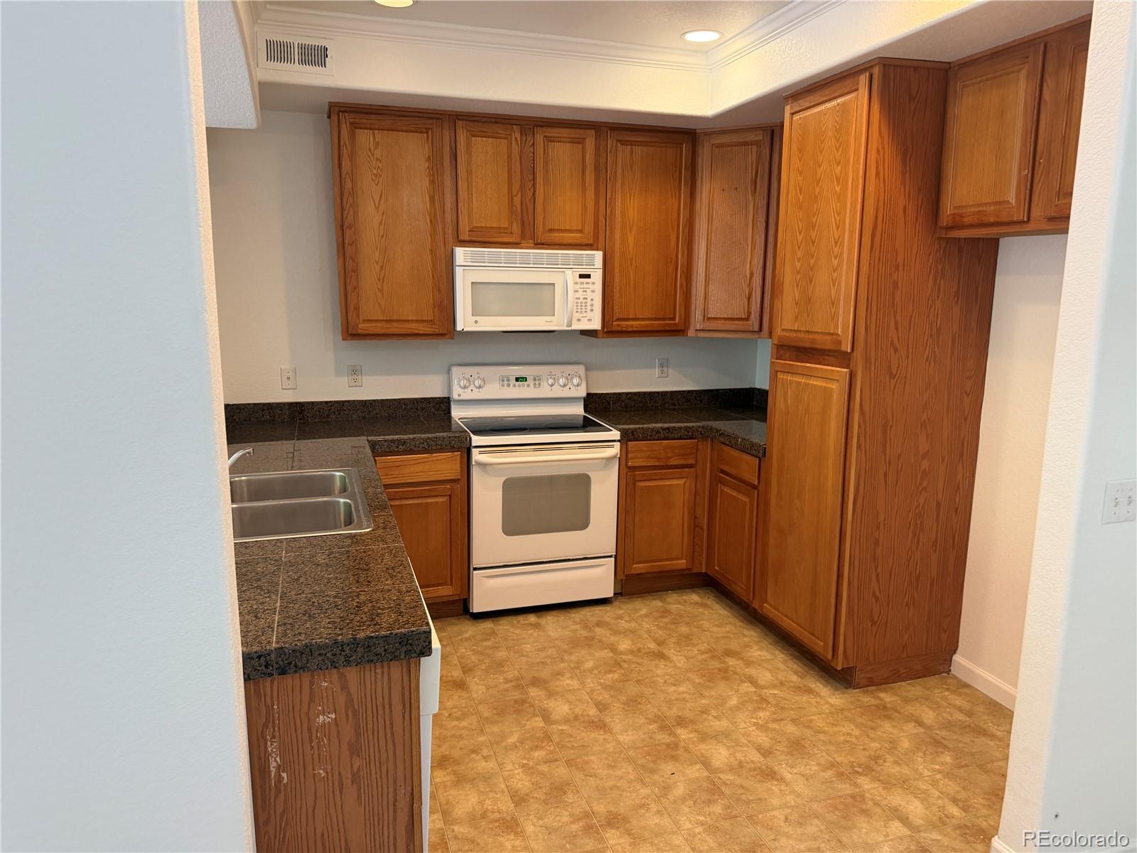 MLS Image #5 for 1821 s dunkirk street 103,aurora, Colorado
