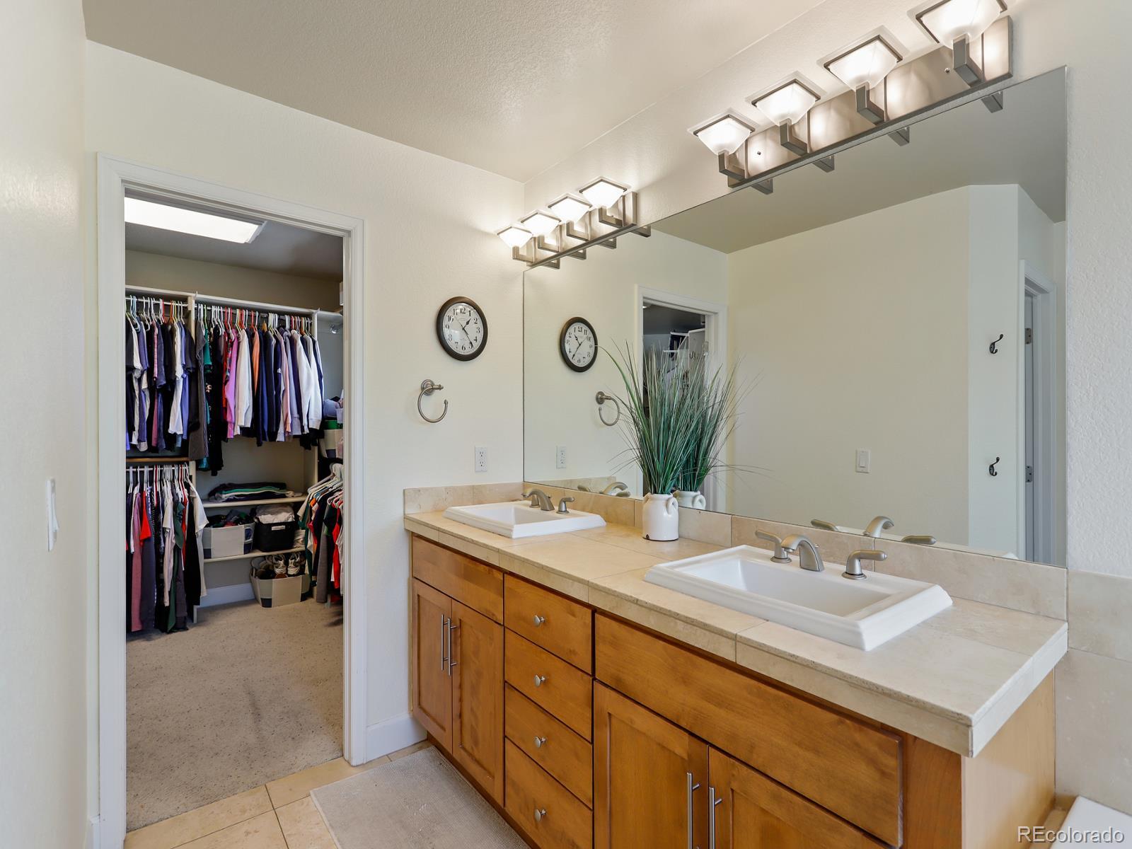 MLS Image #17 for 6568 s telluride street,aurora, Colorado
