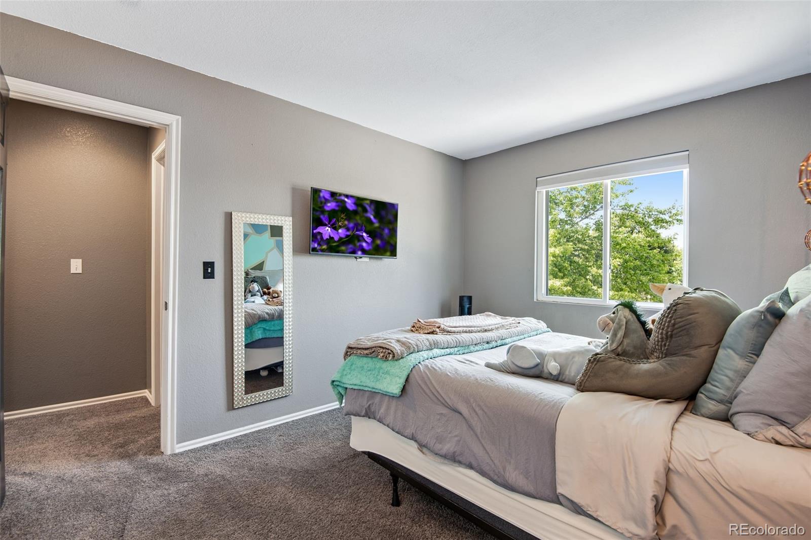 MLS Image #26 for 11734  elizabeth circle,denver, Colorado
