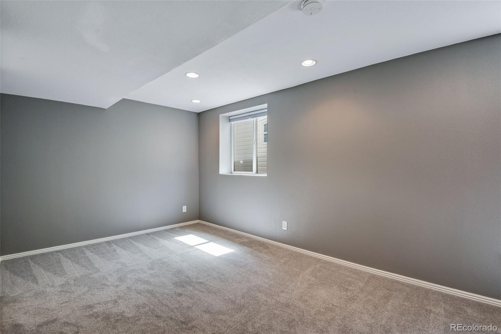 MLS Image #31 for 11734  elizabeth circle,denver, Colorado