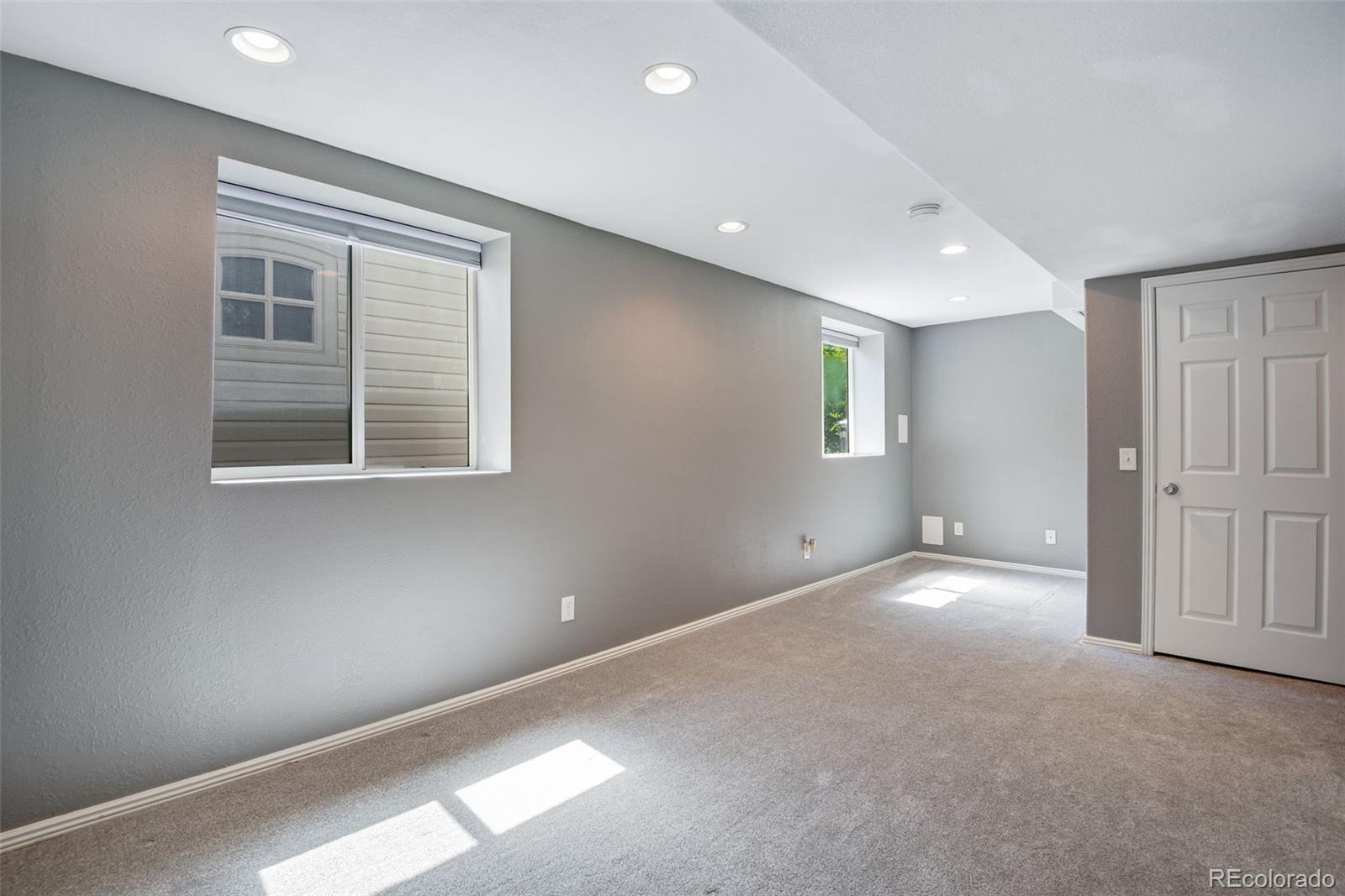 MLS Image #32 for 11734  elizabeth circle,denver, Colorado