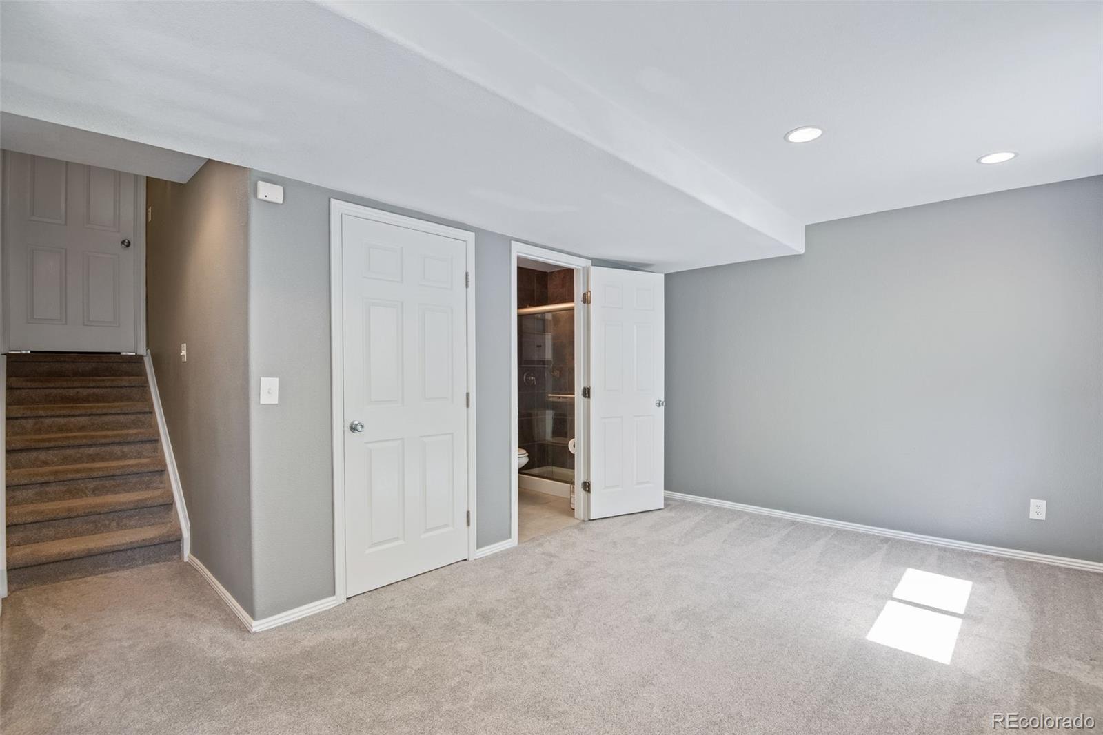 MLS Image #34 for 11734  elizabeth circle,denver, Colorado