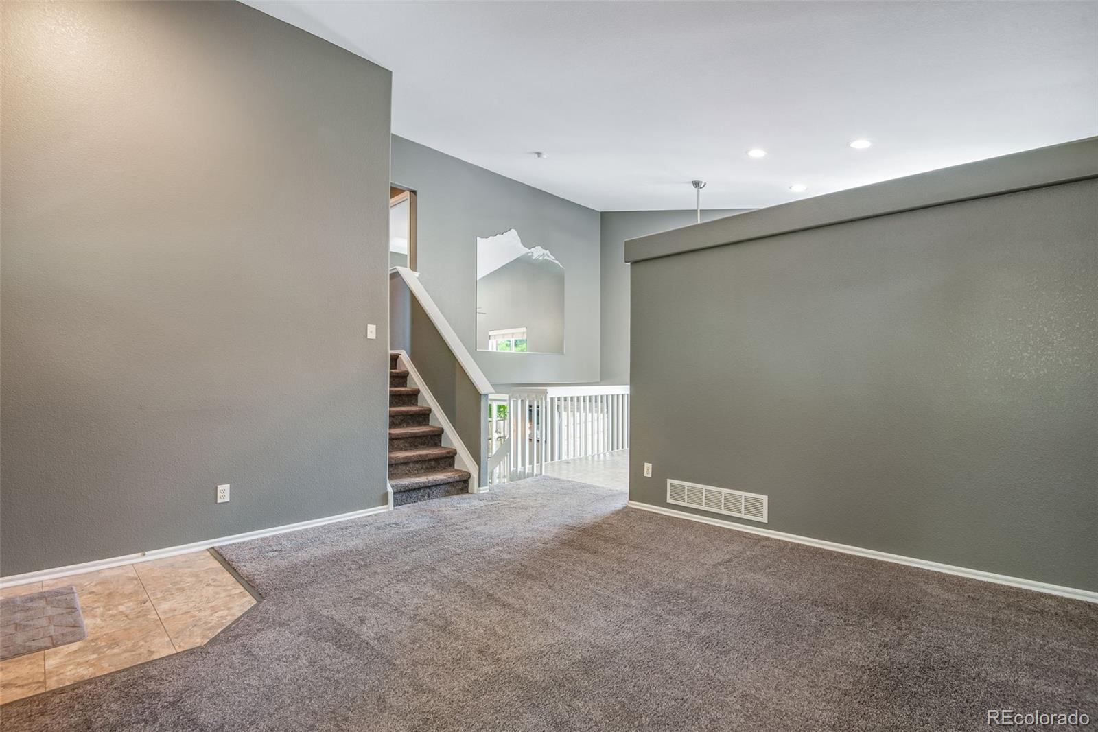 MLS Image #5 for 11734  elizabeth circle,denver, Colorado