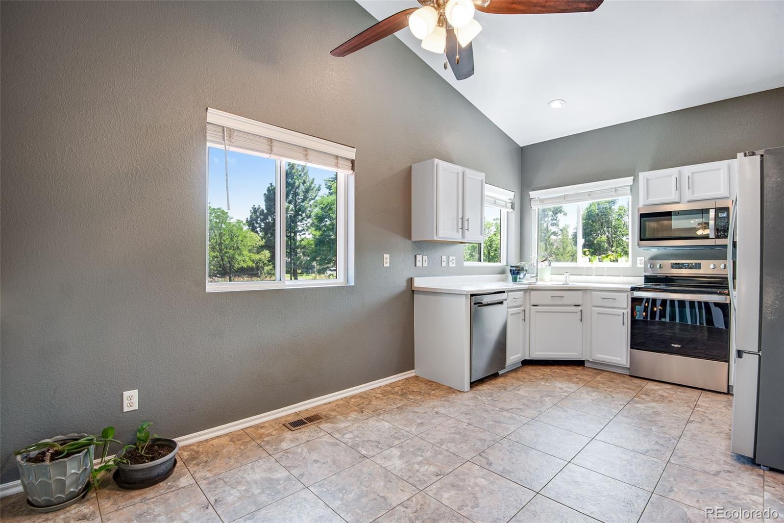 MLS Image #6 for 11734  elizabeth circle,denver, Colorado