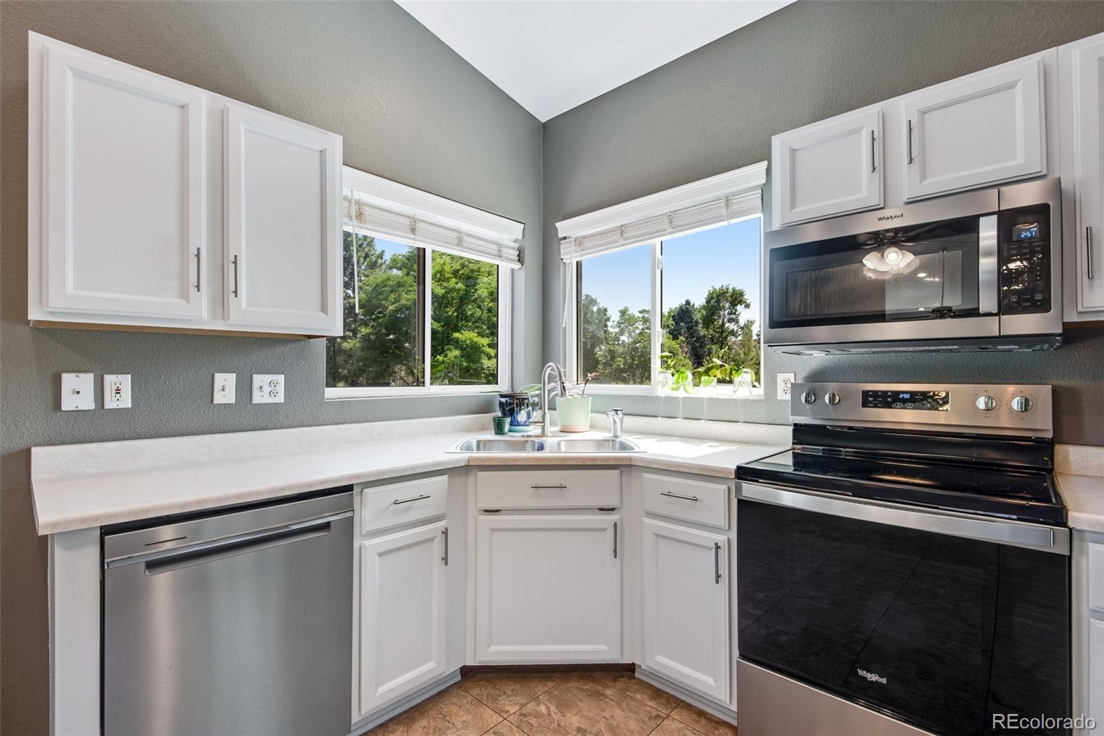 MLS Image #8 for 11734  elizabeth circle,denver, Colorado