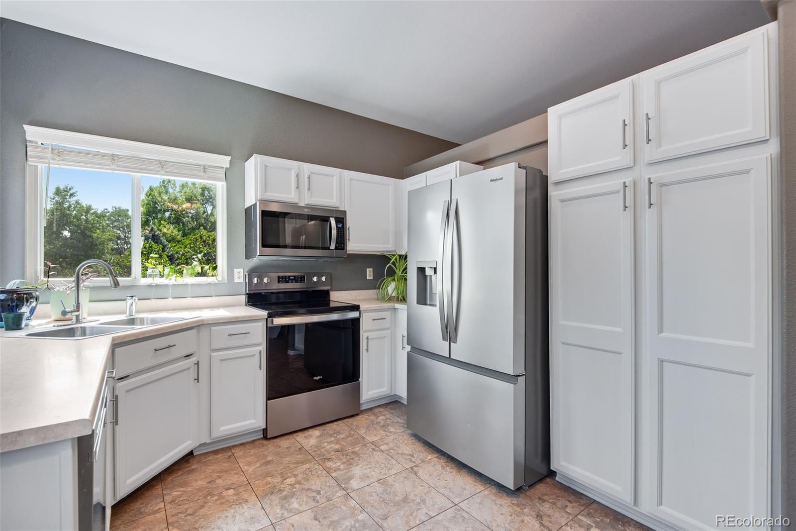MLS Image #9 for 11734  elizabeth circle,denver, Colorado