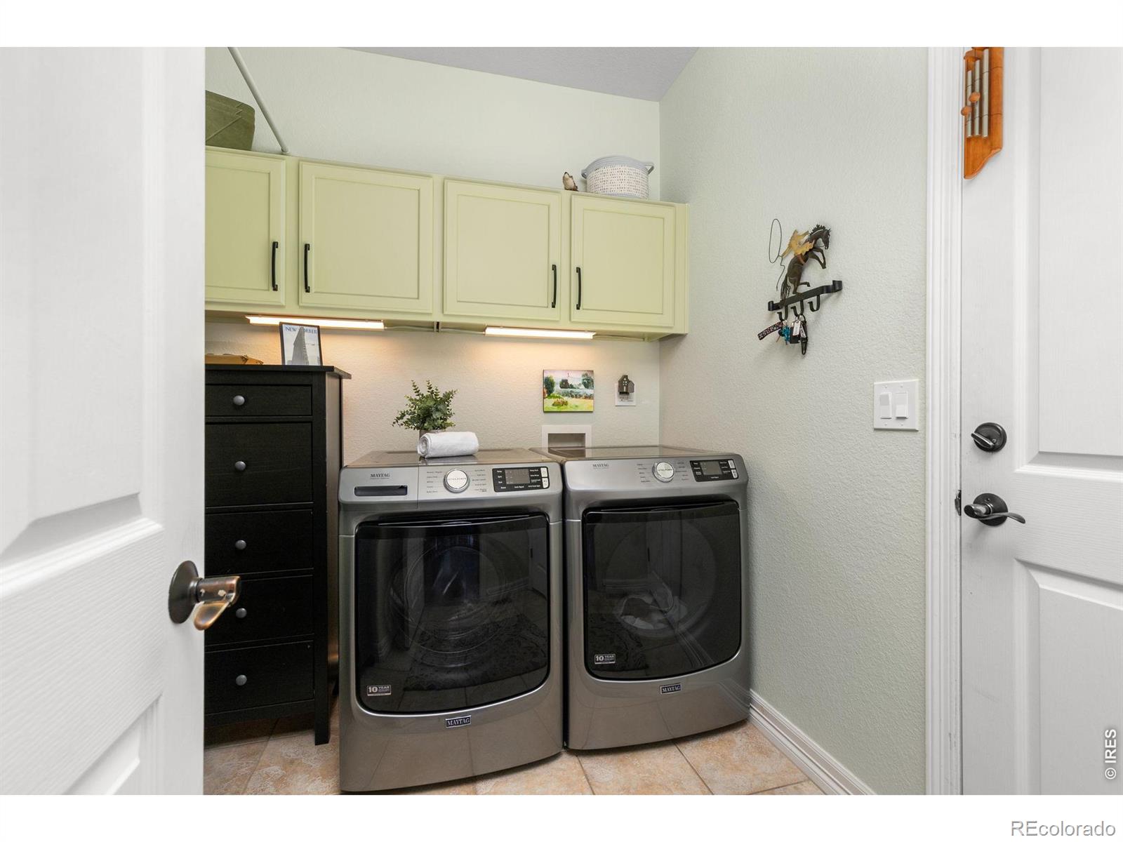 MLS Image #11 for 8887  tappy toorie circle,highlands ranch, Colorado