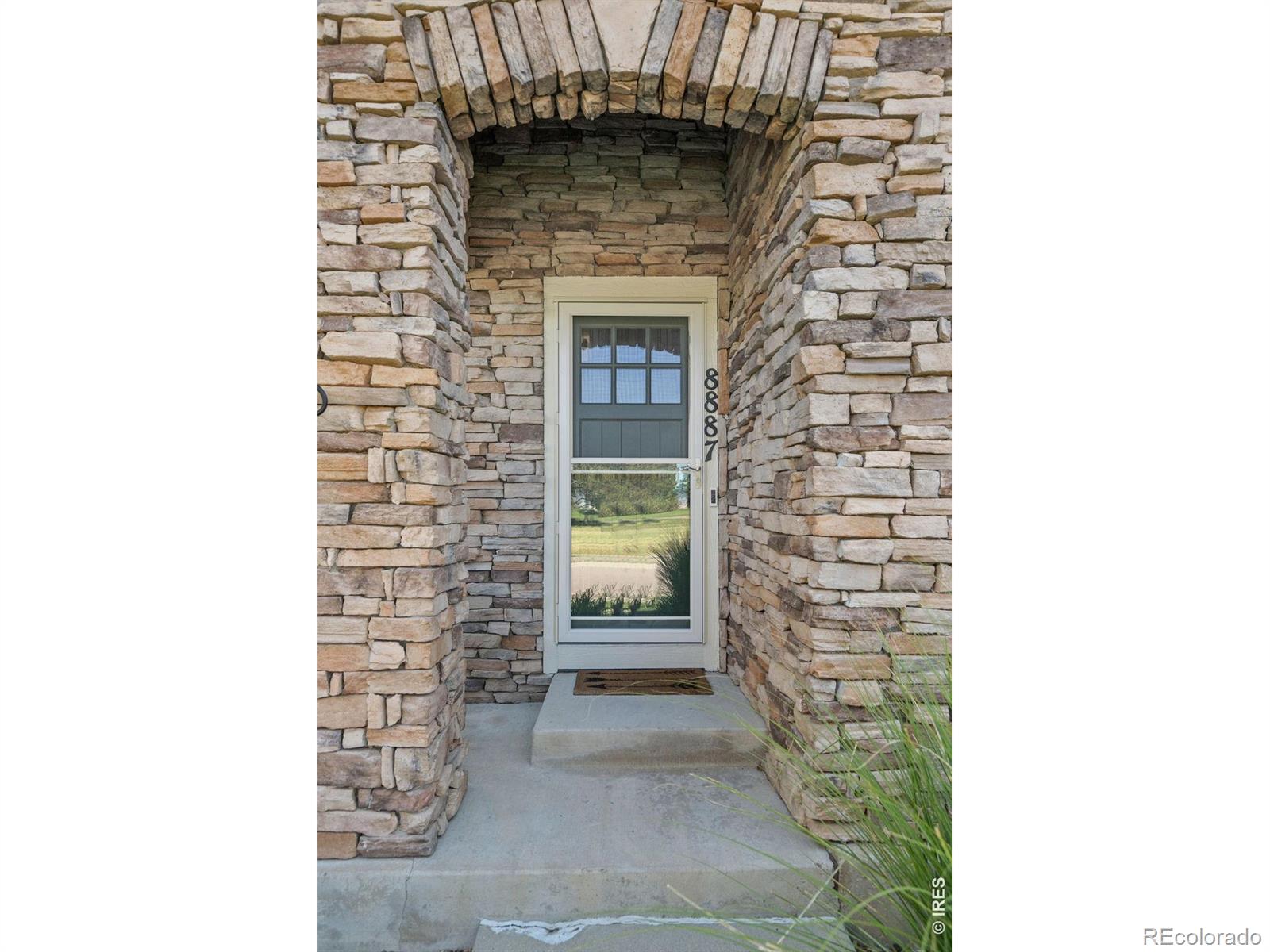 MLS Image #4 for 8887  tappy toorie circle,highlands ranch, Colorado