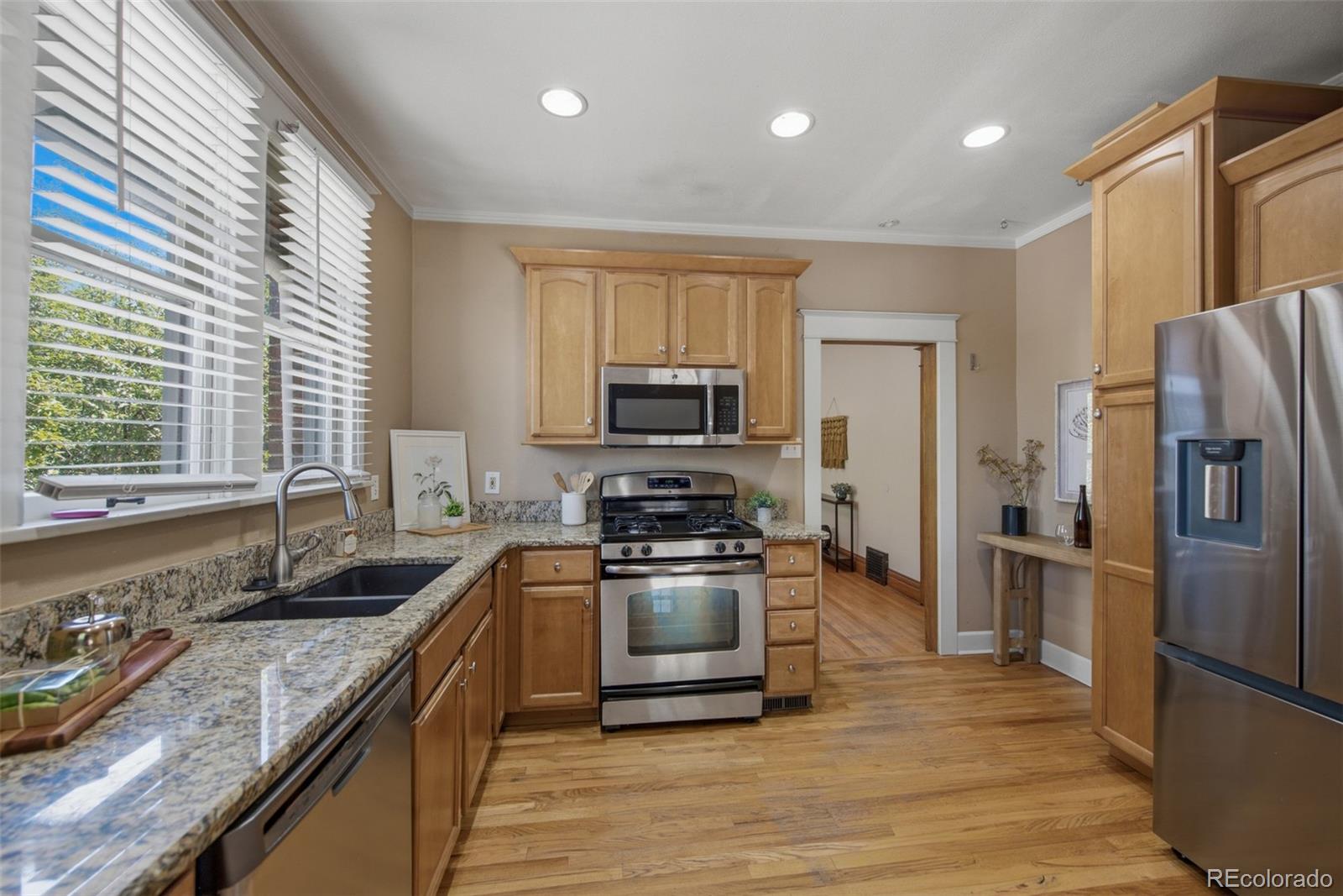 MLS Image #13 for 4660 e 16th avenue,denver, Colorado