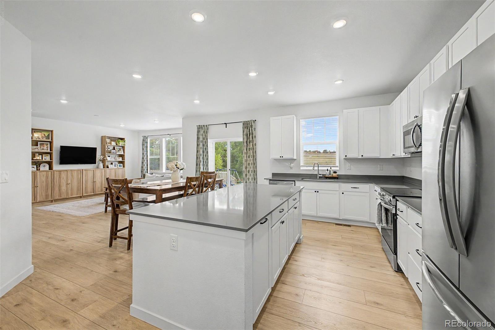 MLS Image #11 for 241  paloma way,elizabeth, Colorado