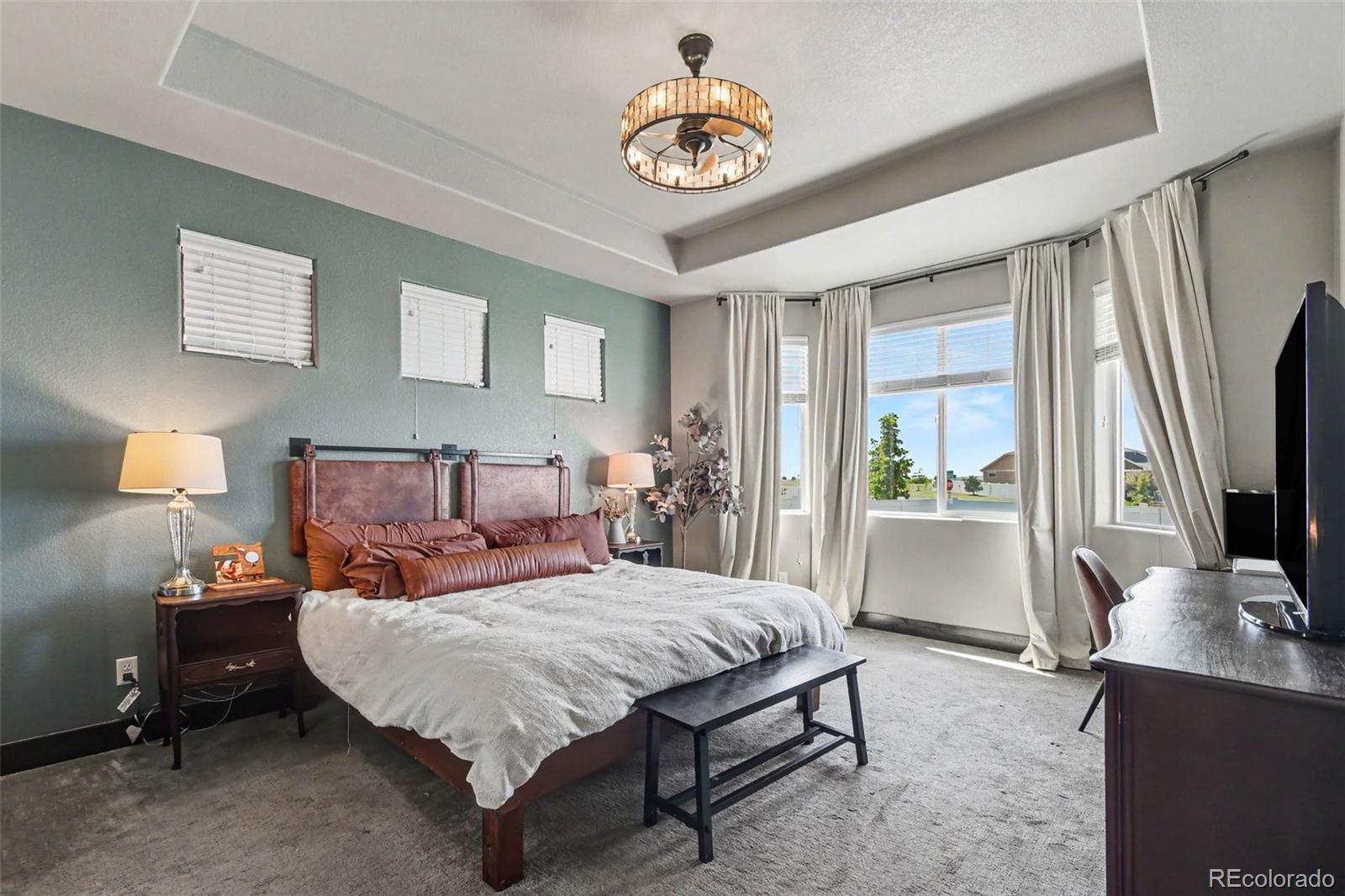 MLS Image #3 for 1833  castle hill drive,windsor, Colorado