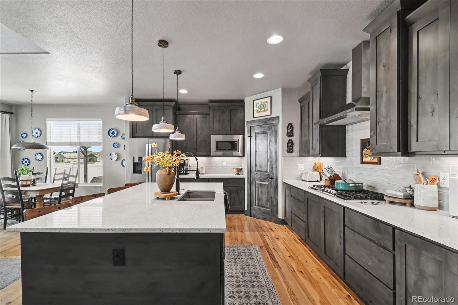 MLS Image #6 for 1833  castle hill drive,windsor, Colorado