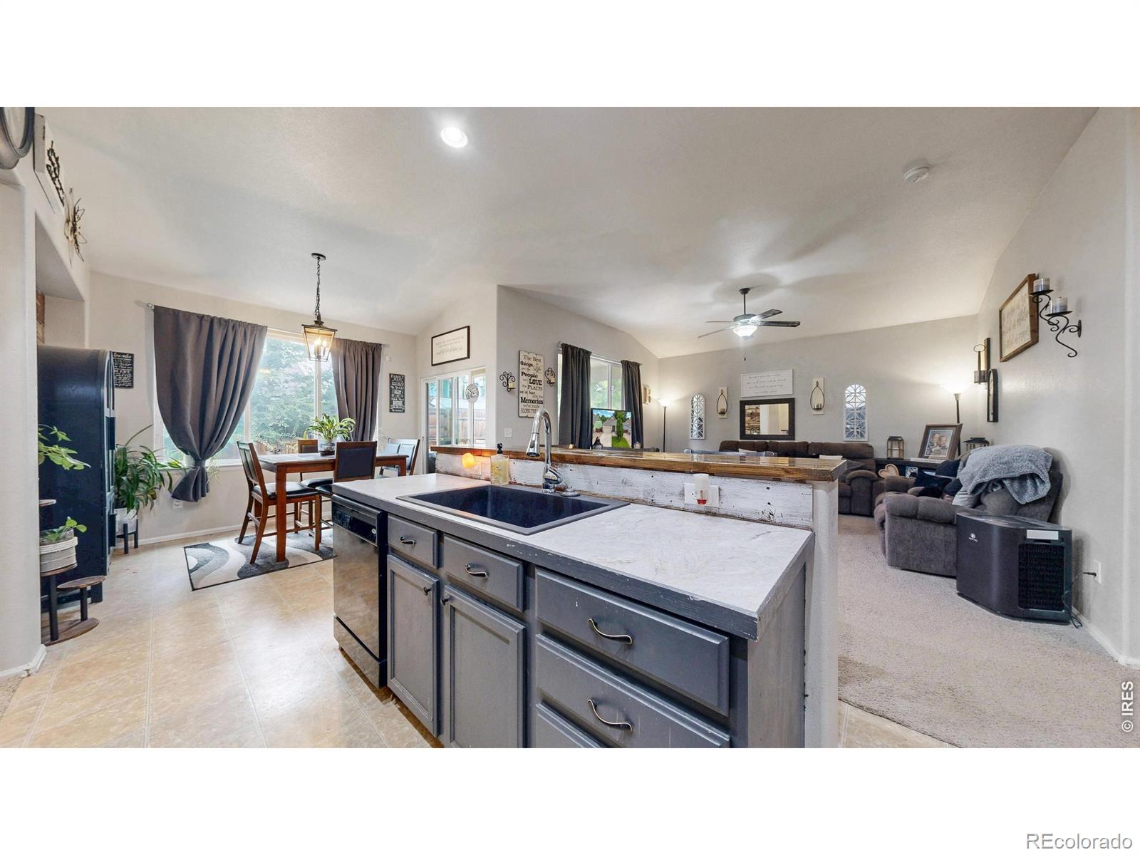 MLS Image #14 for 517  dee road,johnstown, Colorado