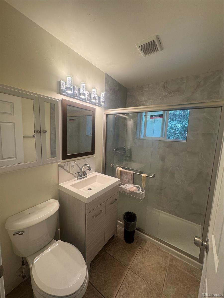 MLS Image #4 for 8905 w bayaud avenue,denver, Colorado