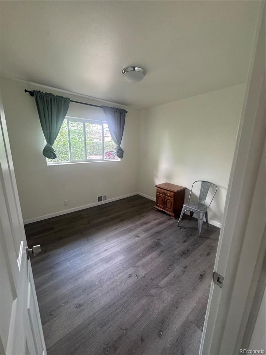 MLS Image #5 for 8905 w bayaud avenue,denver, Colorado