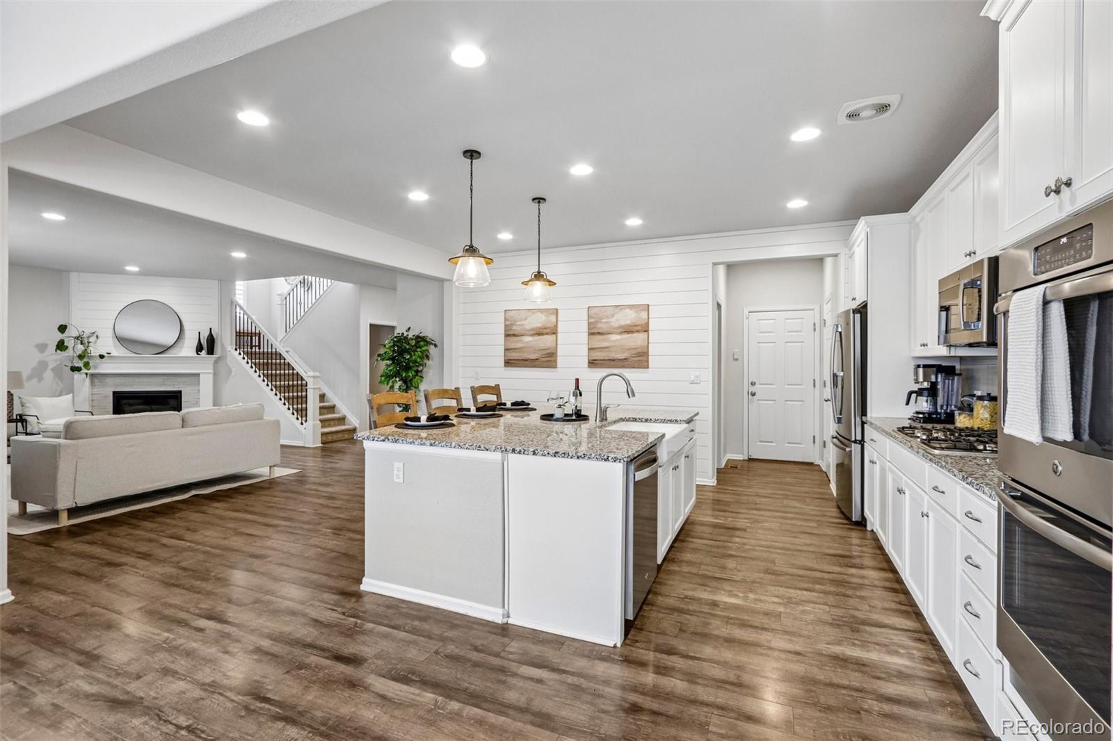 MLS Image #13 for 11045  quintero street,commerce city, Colorado