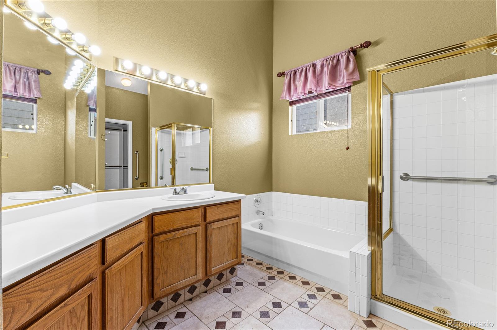 MLS Image #16 for 13329  wyandot street,denver, Colorado