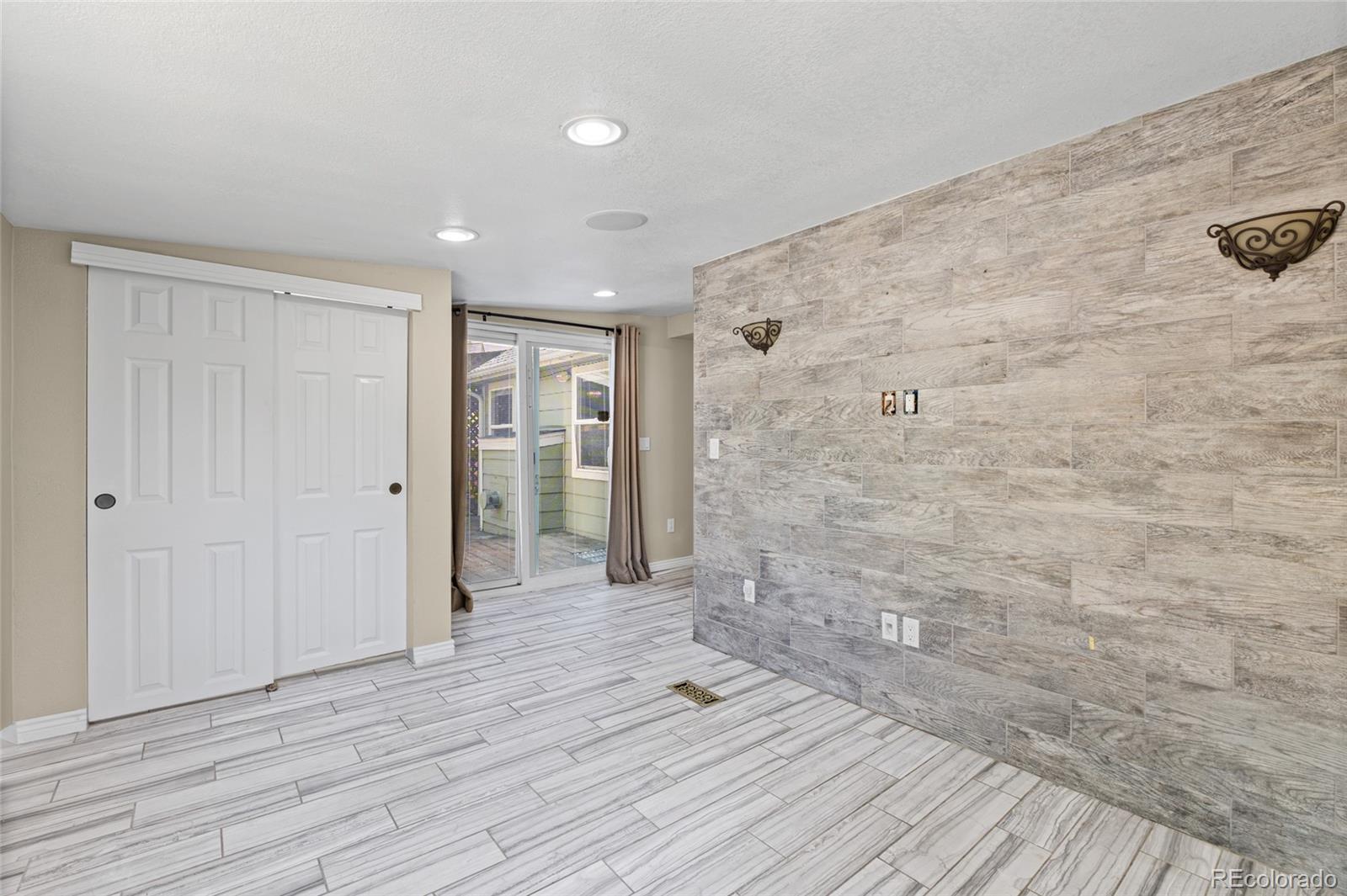 MLS Image #19 for 13329  wyandot street,denver, Colorado