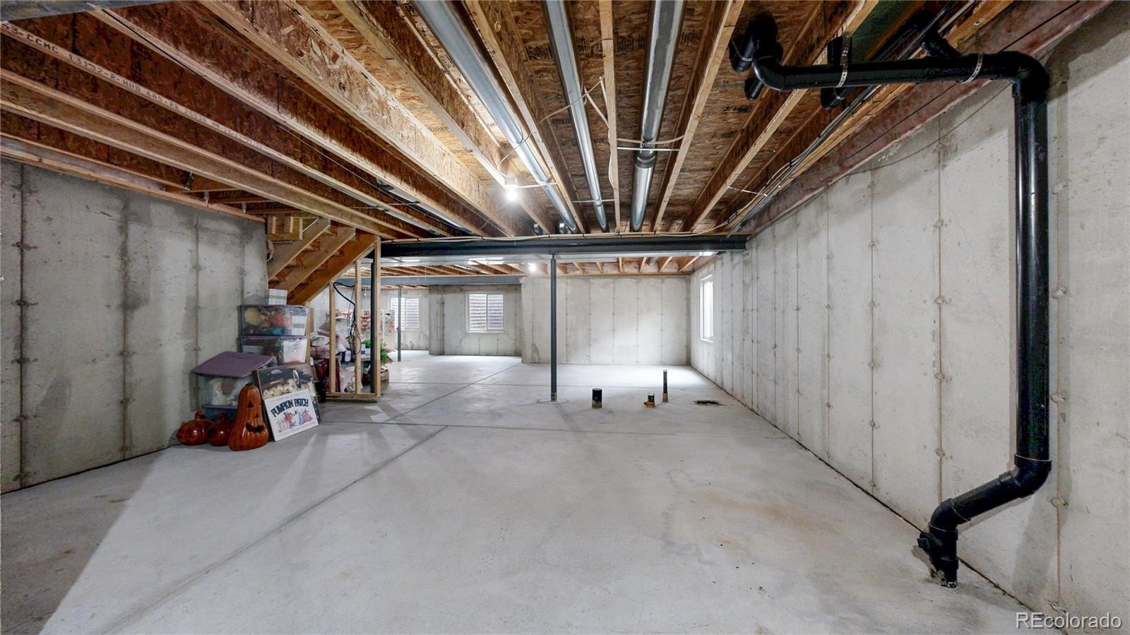 MLS Image #29 for 517  dee road,johnstown, Colorado