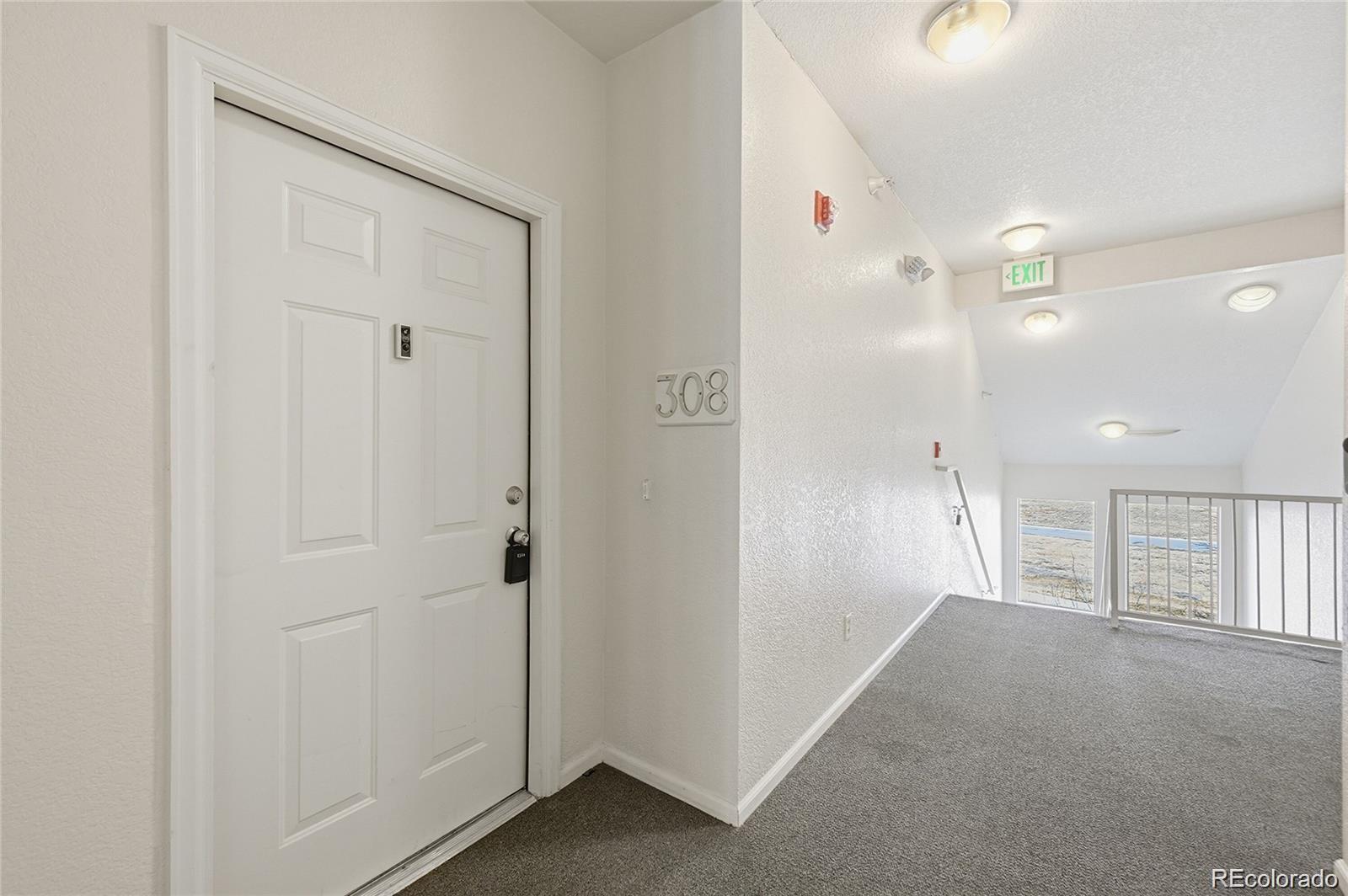 MLS Image #3 for 14251 e 1st drive,aurora, Colorado