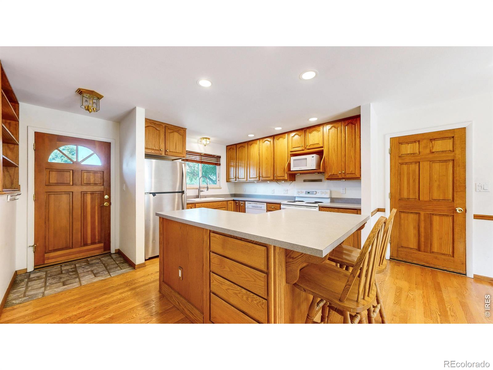 MLS Image #7 for 915  yale road,boulder, Colorado