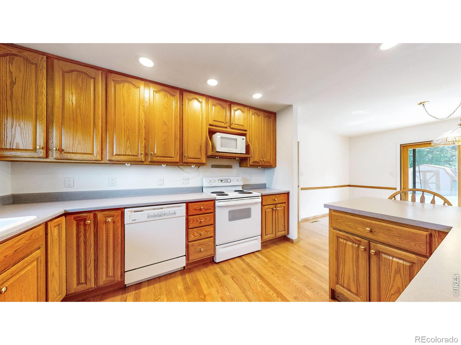 MLS Image #8 for 915  yale road,boulder, Colorado