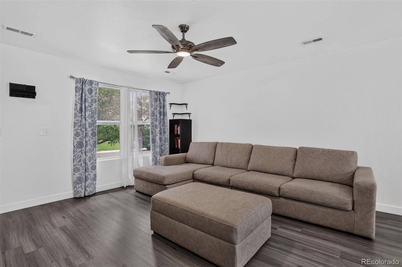 MLS Image #14 for 1347  lark avenue,brighton, Colorado