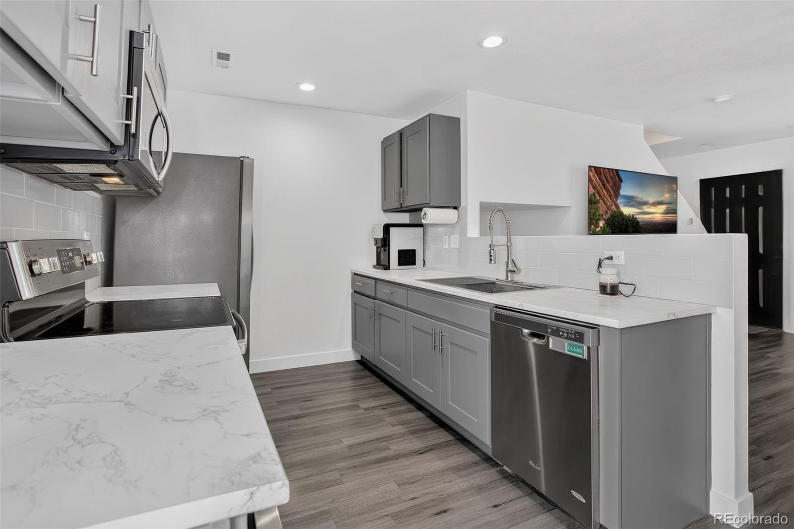 MLS Image #6 for 1347  lark avenue,brighton, Colorado