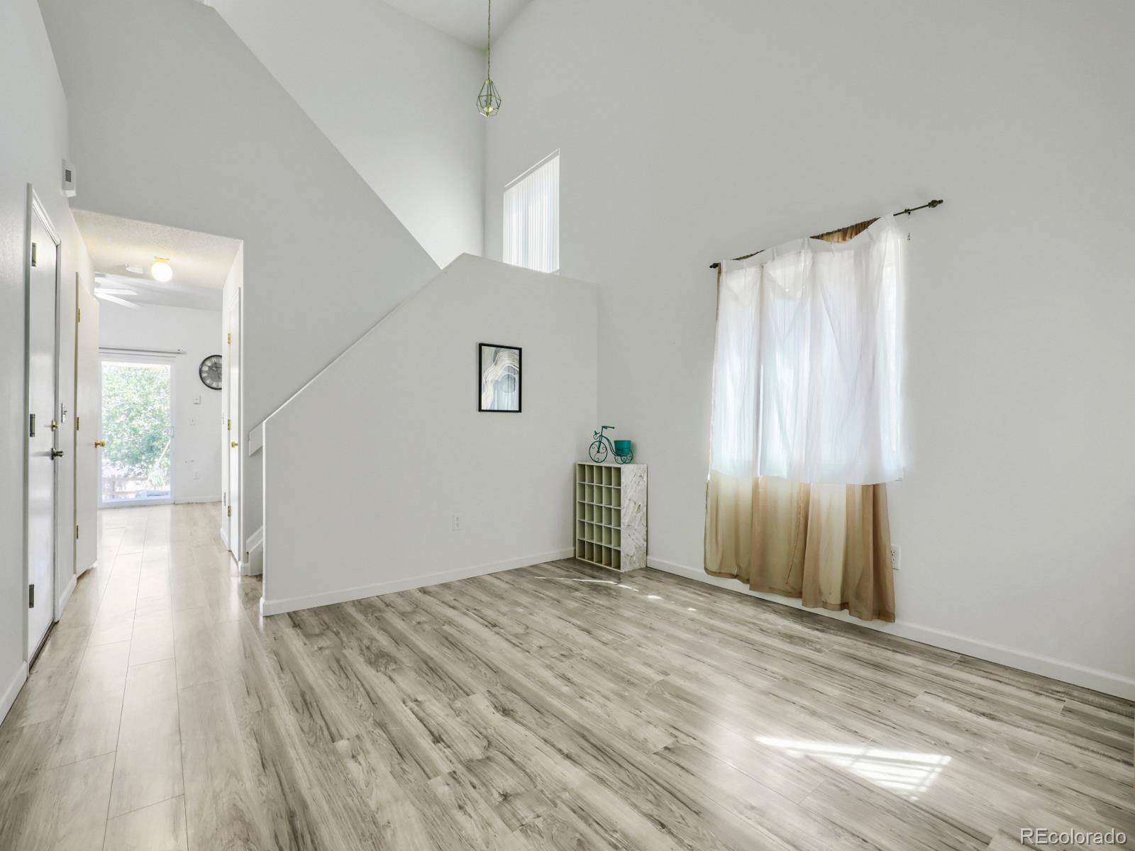 MLS Image #15 for 19355 e 58th drive,aurora, Colorado