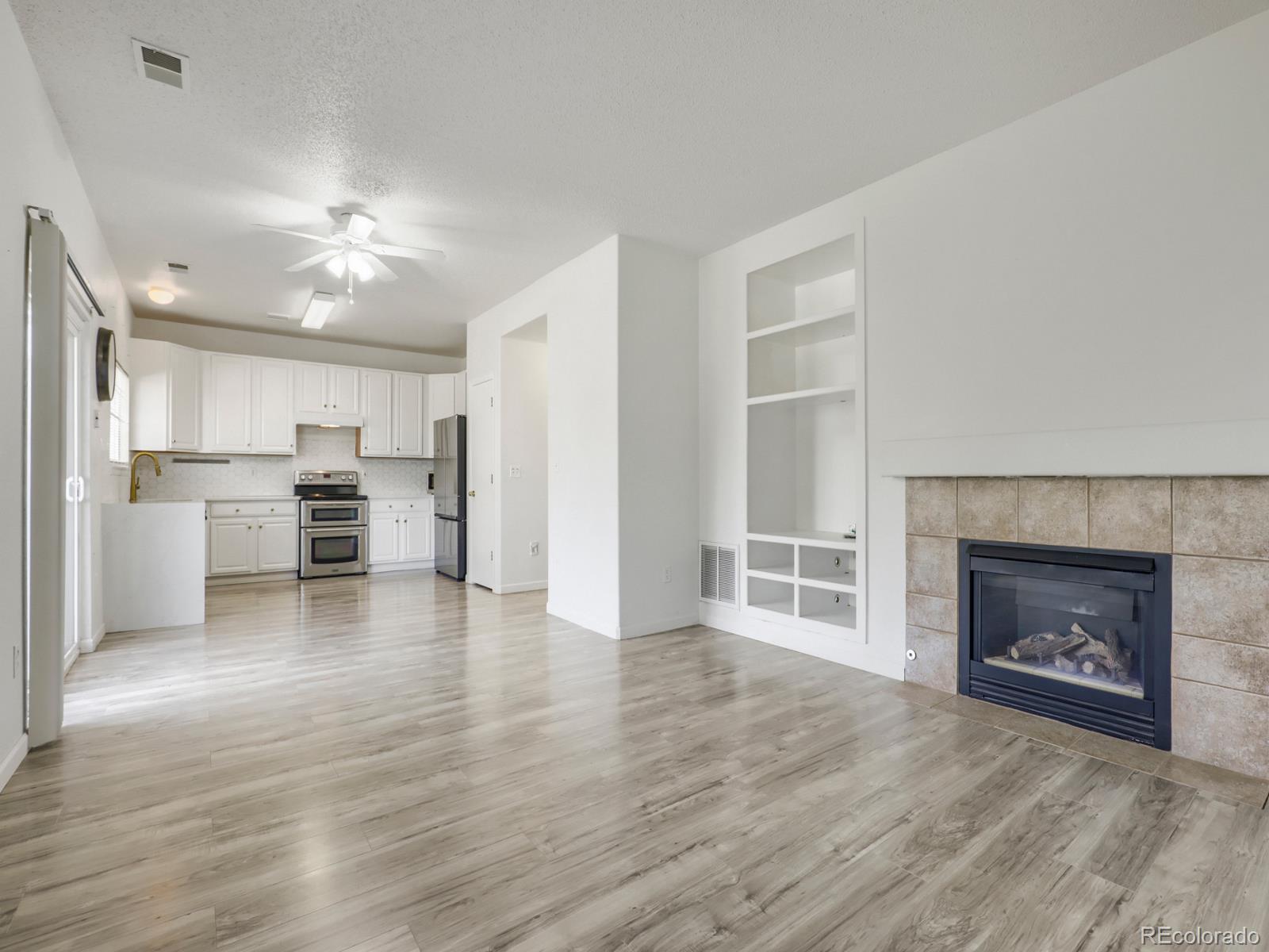 MLS Image #7 for 19355 e 58th drive,aurora, Colorado