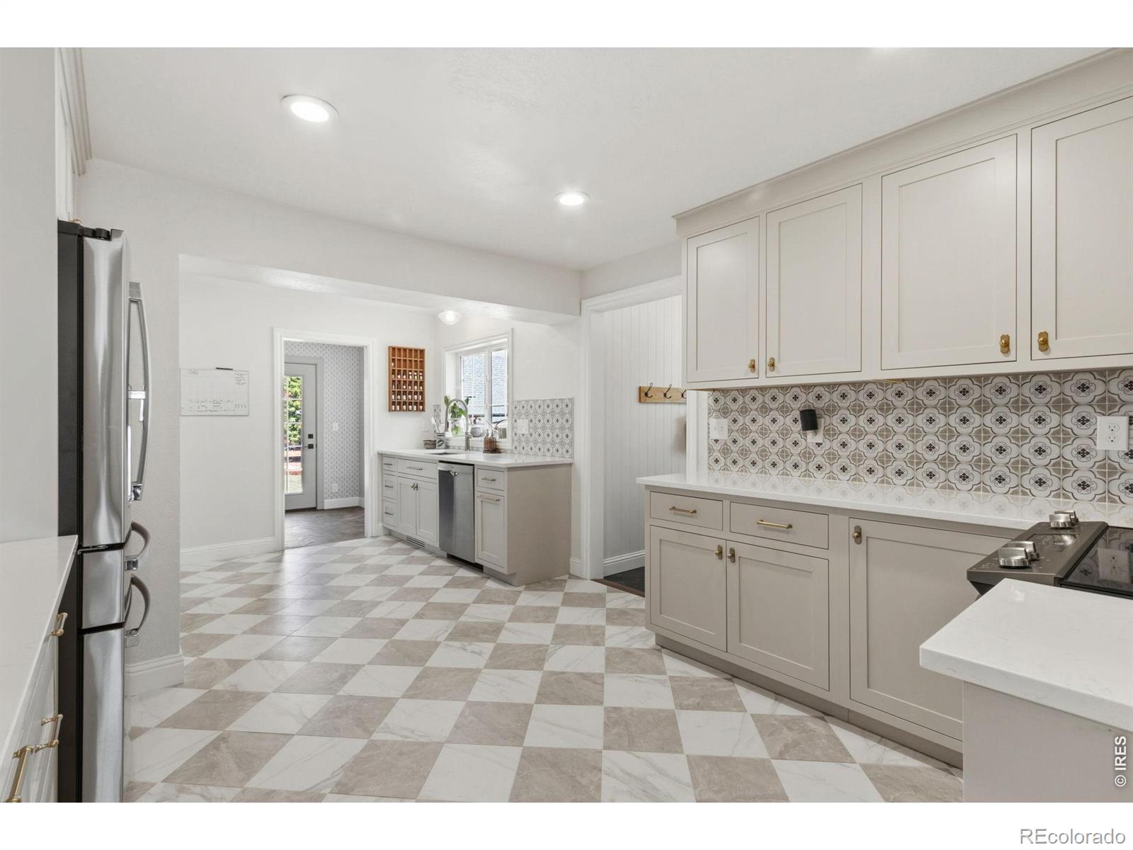 MLS Image #10 for 444 e county road 68 ,fort collins, Colorado
