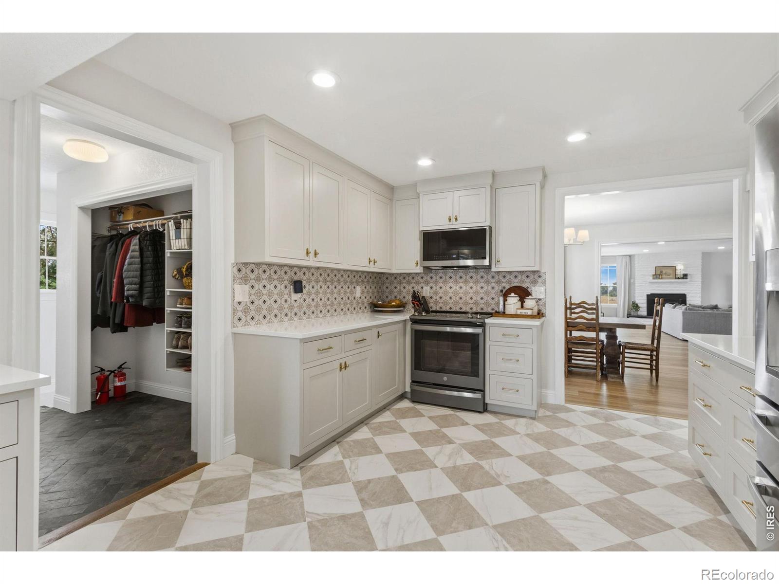 MLS Image #11 for 444 e county road 68 ,fort collins, Colorado