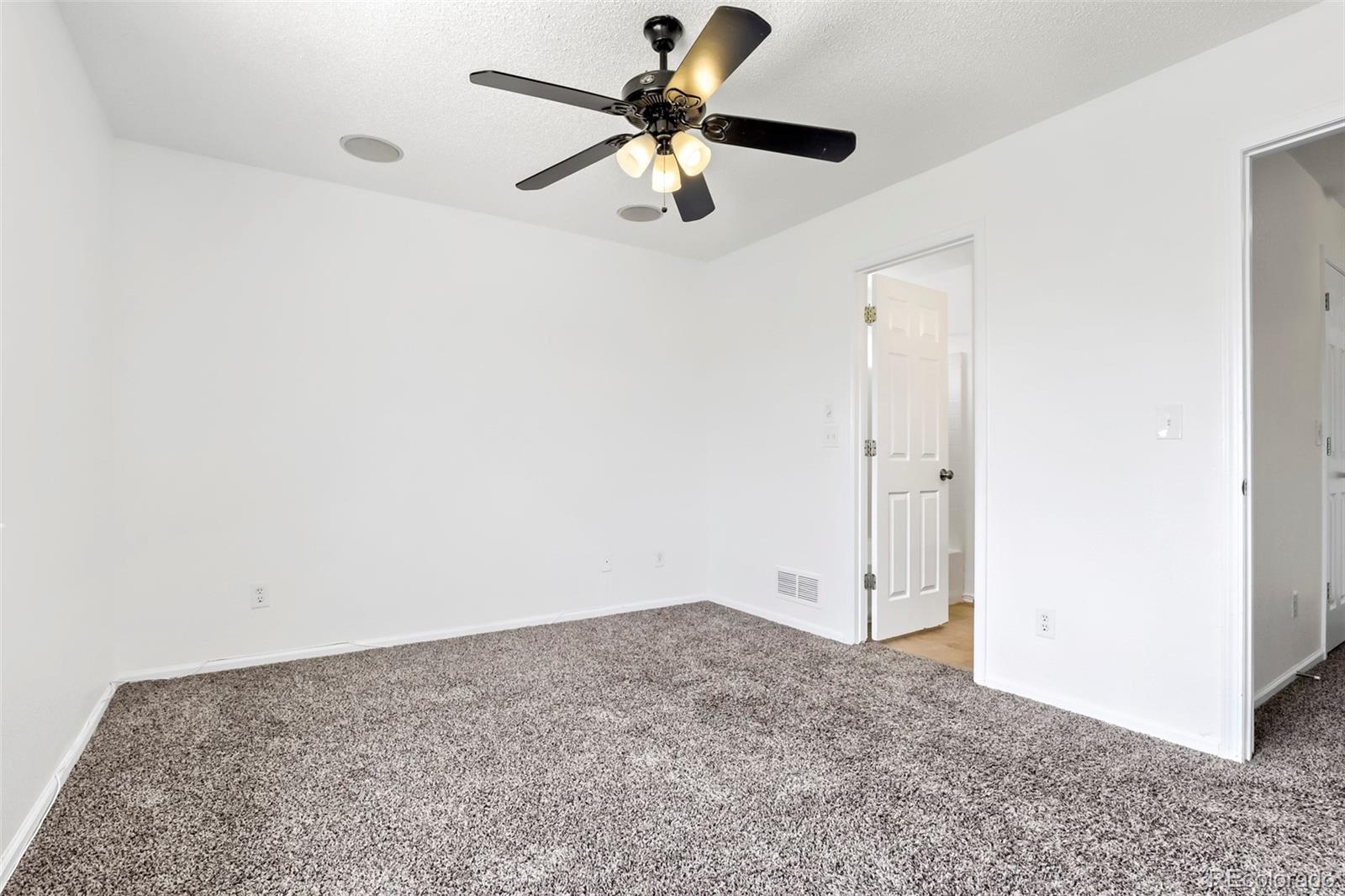 MLS Image #13 for 21004 e 41st place,denver, Colorado