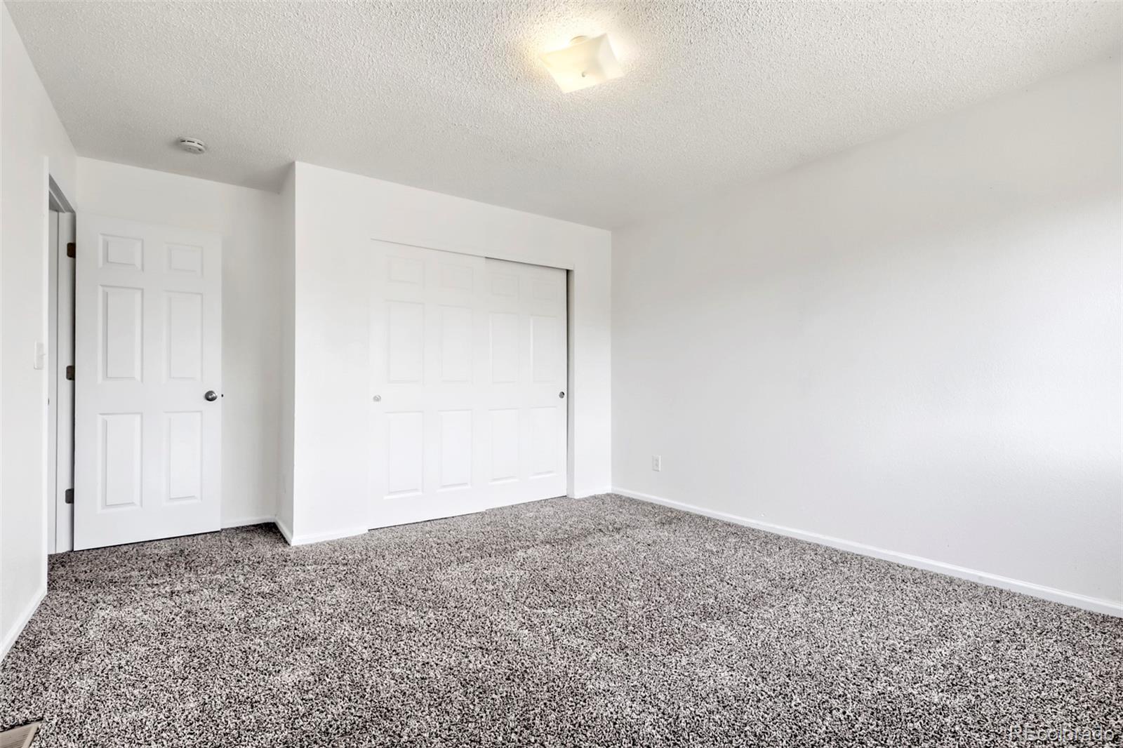 MLS Image #19 for 21004 e 41st place,denver, Colorado