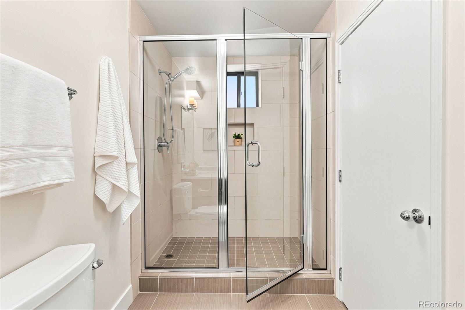 MLS Image #26 for 930  acoma street,denver, Colorado