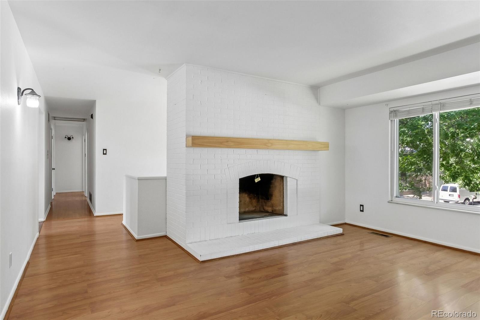 MLS Image #4 for 7492 e bates drive,denver, Colorado