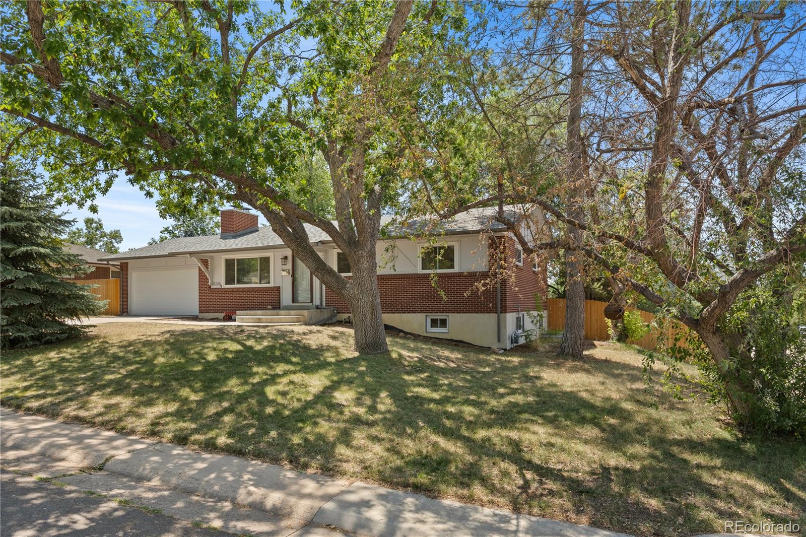 MLS Image #3 for 8206 e lehigh avenue,denver, Colorado