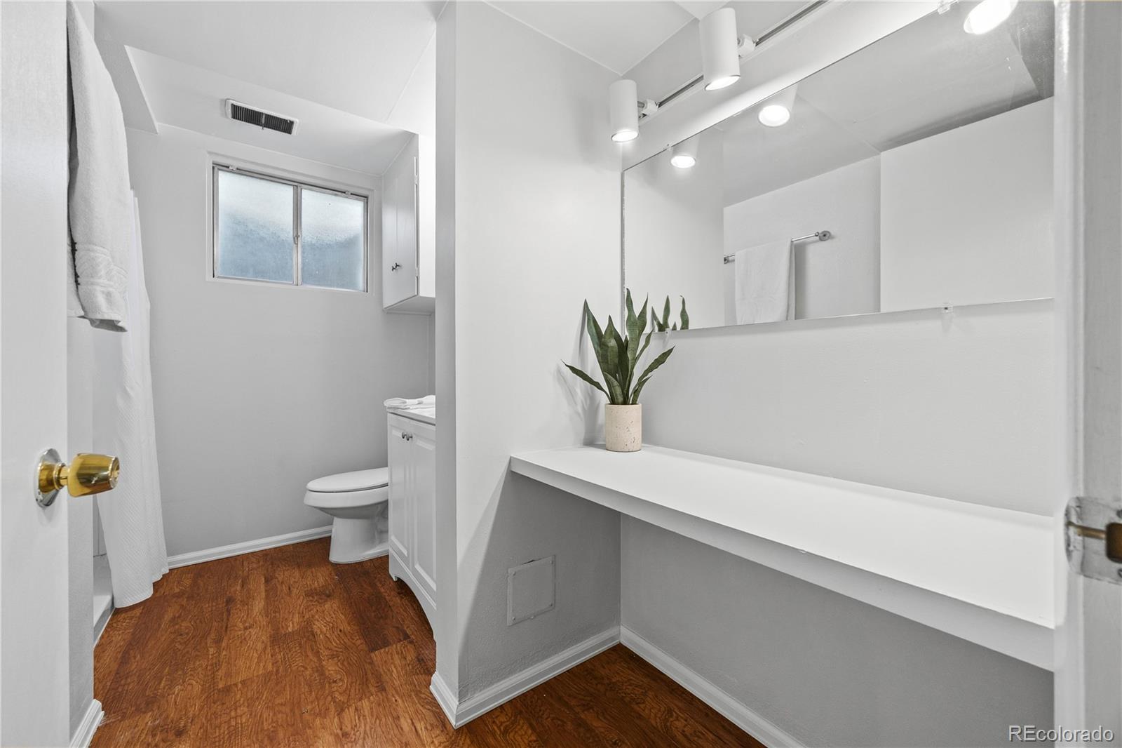 MLS Image #32 for 8206 e lehigh avenue,denver, Colorado