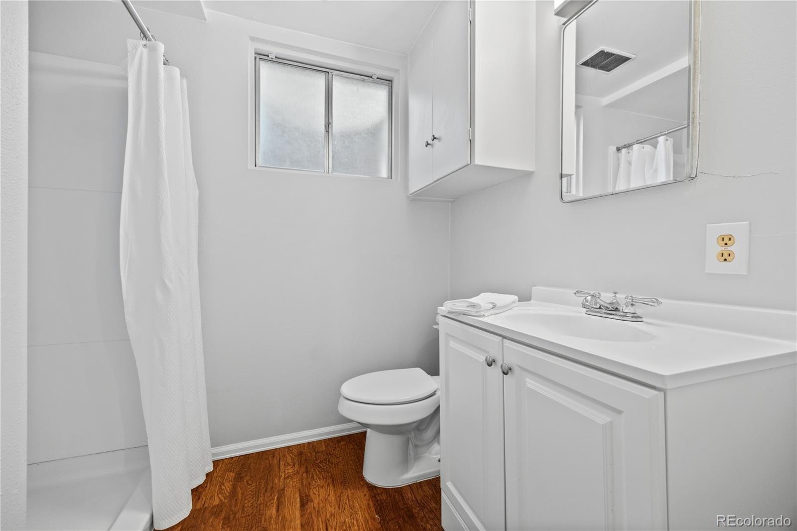 MLS Image #33 for 8206 e lehigh avenue,denver, Colorado