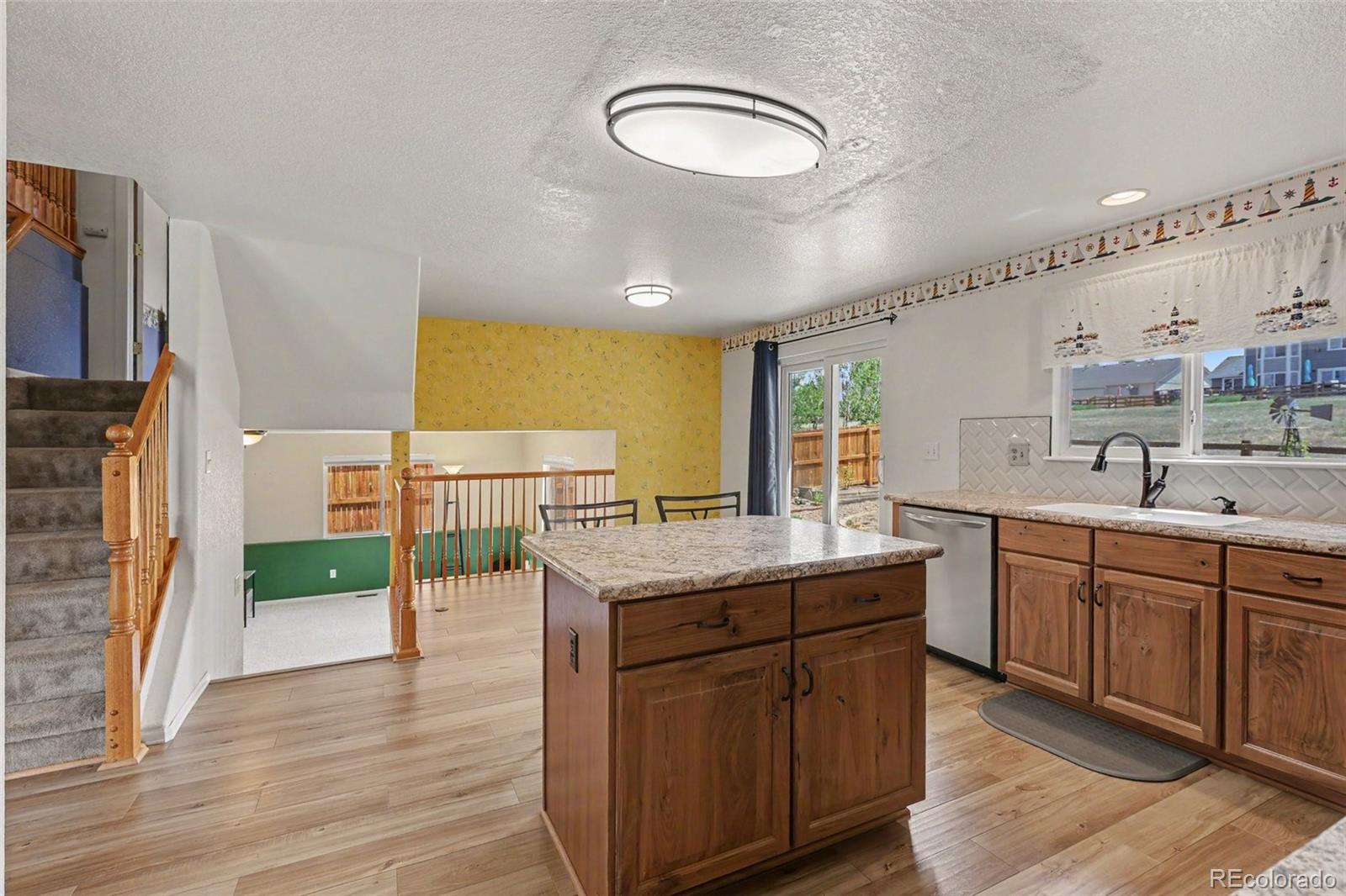MLS Image #14 for 11074 w 54th lane,arvada, Colorado