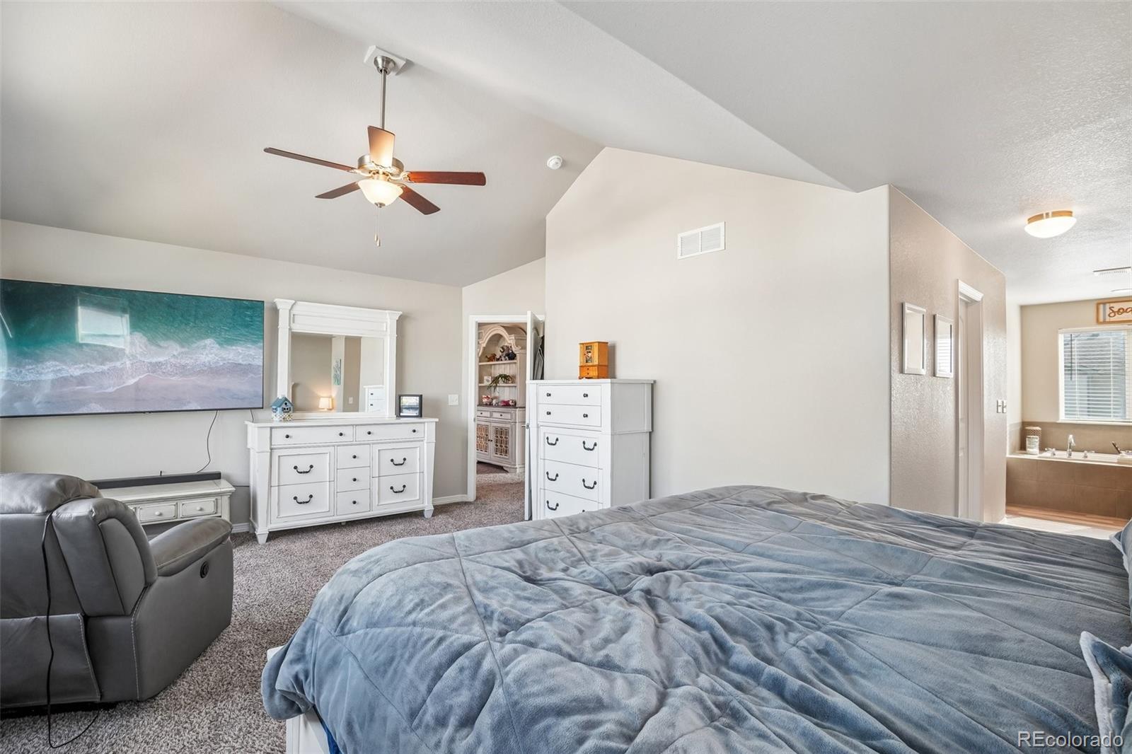 MLS Image #14 for 4988  priors drive,windsor, Colorado