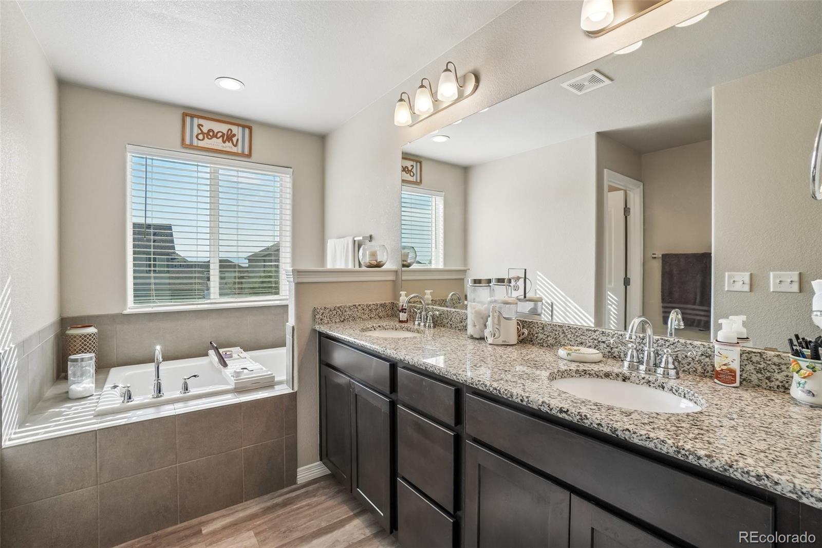 MLS Image #15 for 4988  priors drive,windsor, Colorado