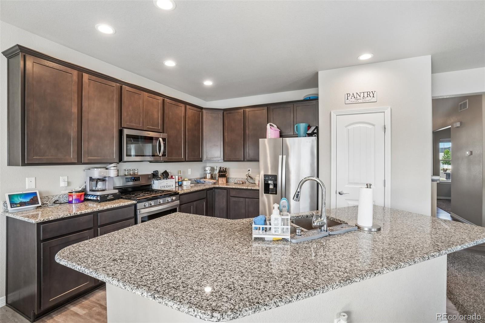 MLS Image #8 for 4988  priors drive,windsor, Colorado