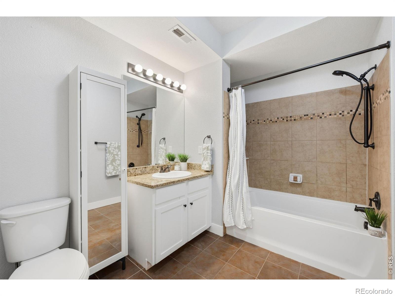 MLS Image #10 for 2445  windrow drive,fort collins, Colorado