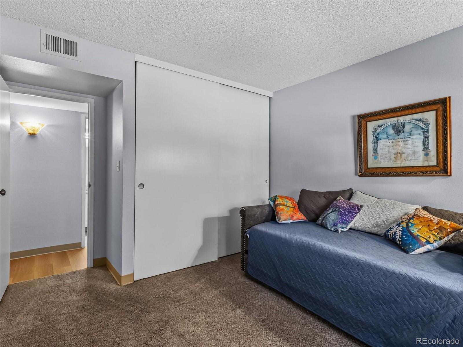 MLS Image #5 for 4400 s quebec street,denver, Colorado