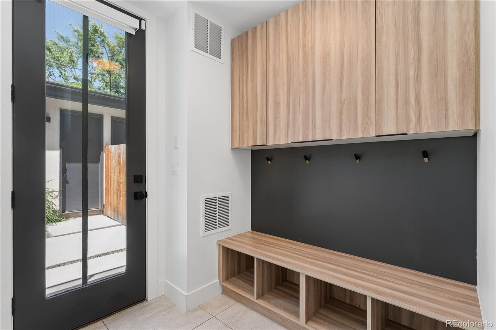 MLS Image #14 for 1231  garfield street,denver, Colorado